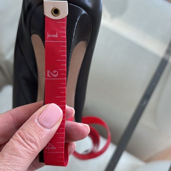 Alexander Wang pointed toe ankle strap booties in black leather - never worn - Picture 7 of 7